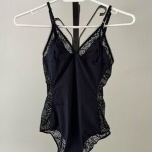 Aritzia Wilfred Lace Black Leotard-Style Top/One-Piece Top Sz XS